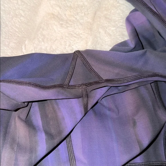 New Lululemon Athletica Purple Leggings 25” - Picture 7 of 7